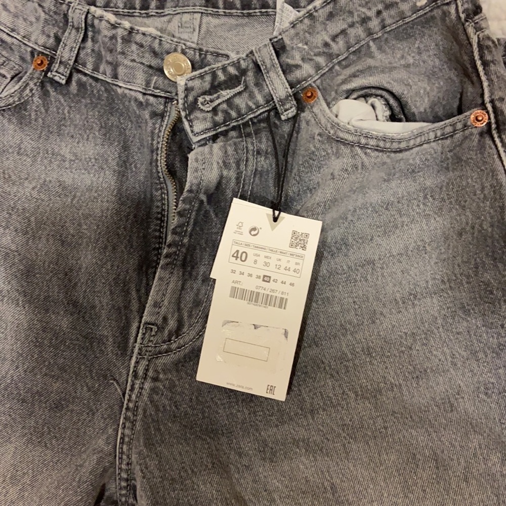 Zara jeans size 40